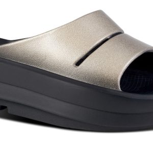 Women's OOmega OOahh Luxe Sandal - Latte