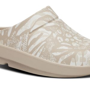 Women's OOcloog Limited Edition Clog - Nomad Combo Camo